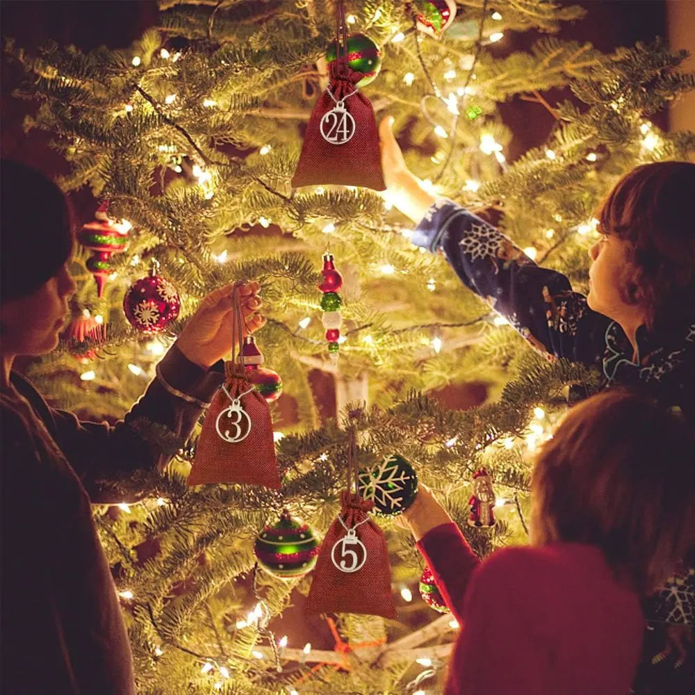 Calendrier de l'Avent 24 sachets en toile de jute